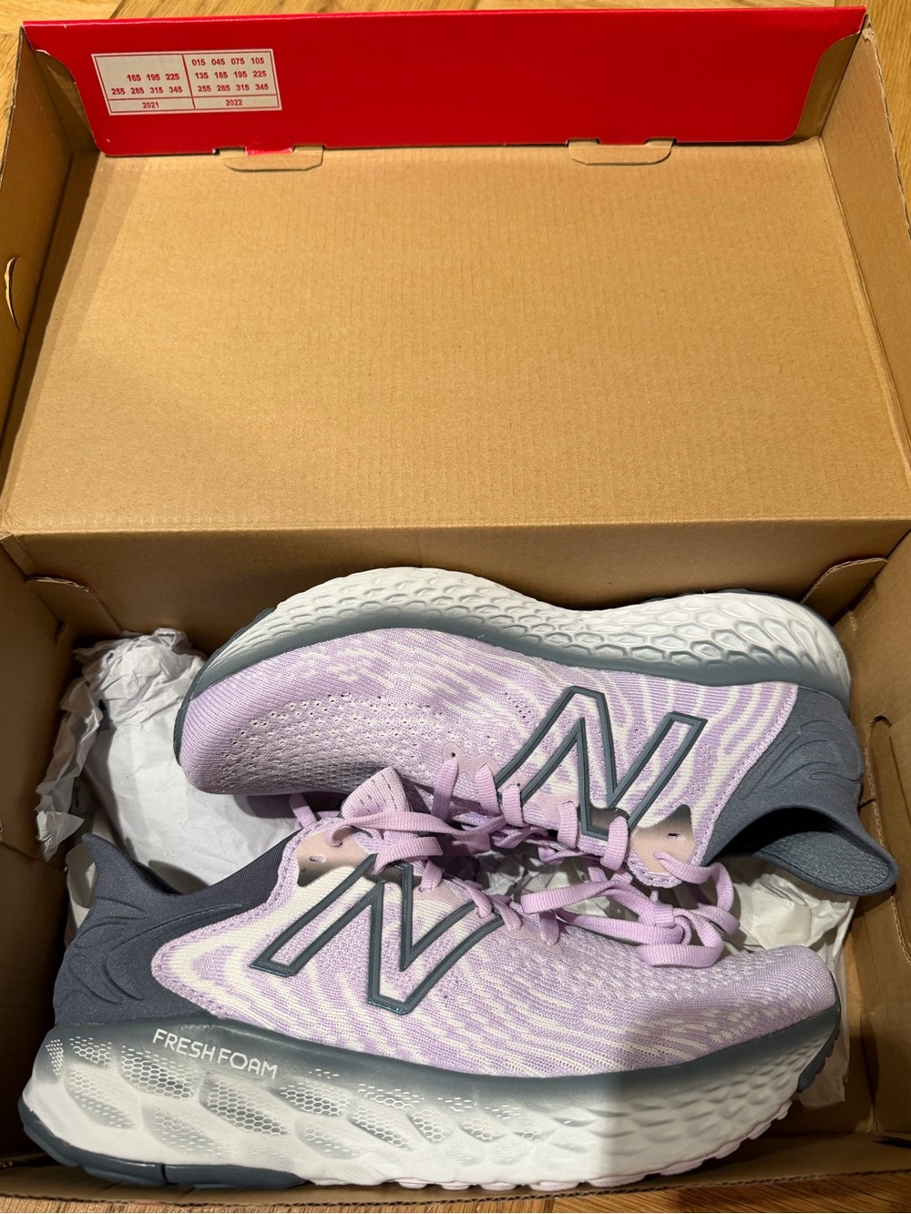 New Balance Fresh Foam 1080 v11 - astral glow - brand new size 8